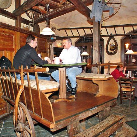 Hotel Zum Gruendle Oberhof  Zewnętrze zdjęcie