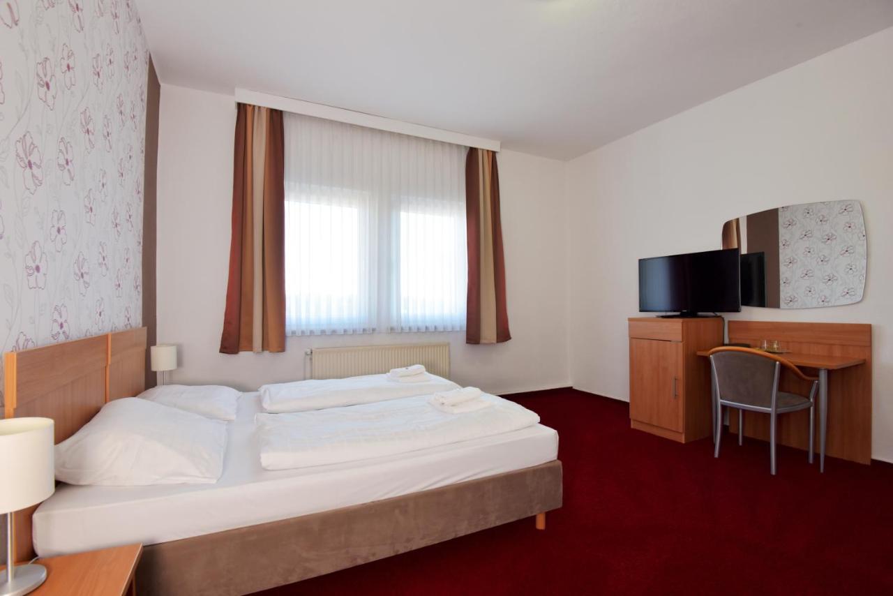 Hotel Zum Gruendle Oberhof  Zewnętrze zdjęcie